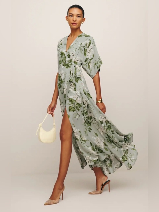 Reformation Dresses & Skirts - Reformation Winslow Tea Garden Floral Green Maxi Dress Small